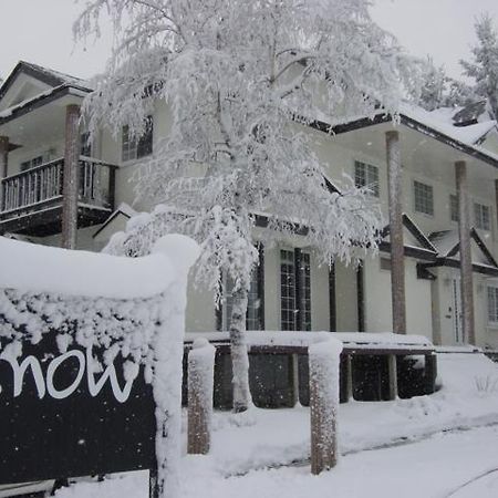 Pension Snow Hakuba Zewnętrze zdjęcie